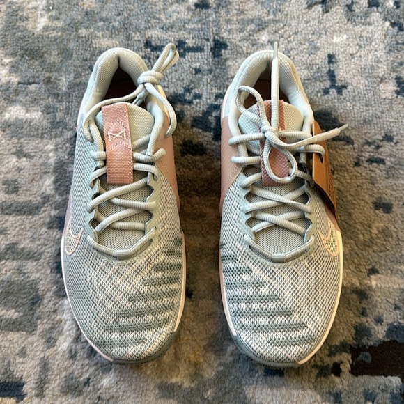 Nike Metcon 9 - Picture 2 of 6